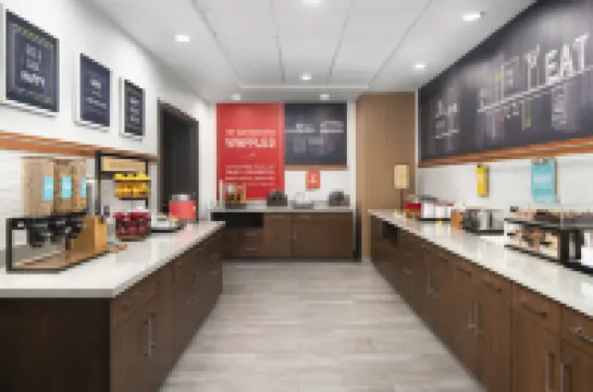 Hampton Inn Chicopee/Springfield Hoteles en Chicopee