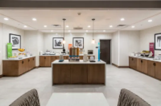 แฮมป์ตัน อินน์แอนด์สวีทส์ ดัลลาสอีสต์