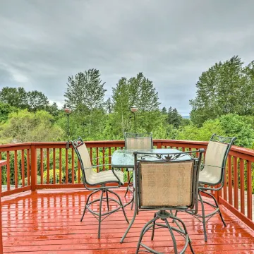 Spacious Kent Home Great for Large Families!