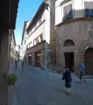 Cortona apartment on the night alley - Old Town