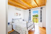 Moniz Ocean Escape | BBQ | Near Porto Moniz Pools