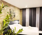 Cozy Up & Spread Out at Square Space 3605 – A Romantic Family Retreat! فنادق في 