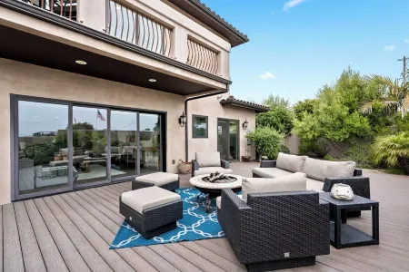 Wave Watcher 4-bedroom house in Grover Beach