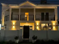 Brand New- Modern Sea' Ya Villa