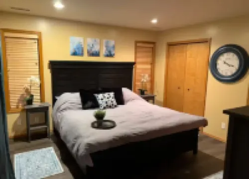 Woodrow’s Cabin-pet friends-Kaibab forest-Snowbowl