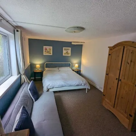 Spacious Apartment with Private Terrace