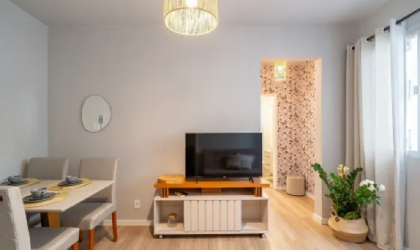 Apto Central a 600m da Beira-Mar Norte Sgs0106 Отели рядом с достопримечательностью «Penhasco Casa de Eventos»