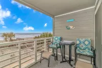 First Floor Condo! Booking 4 Fall, Winter & 2026