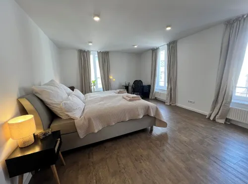 ROSIS HOME Cozy city apartment in the heart of Schorndorf - for families & groups Hotel a Schorndorf