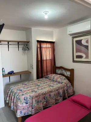 Comfortable and Well Located Home in a Gated Community: Security and Comfort for Your Family