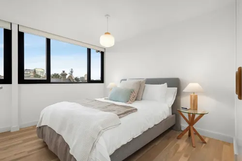 St Kilda West Beachside Bliss Executive Apartment.  Amazing water views. Hotels in Saint Kilda West