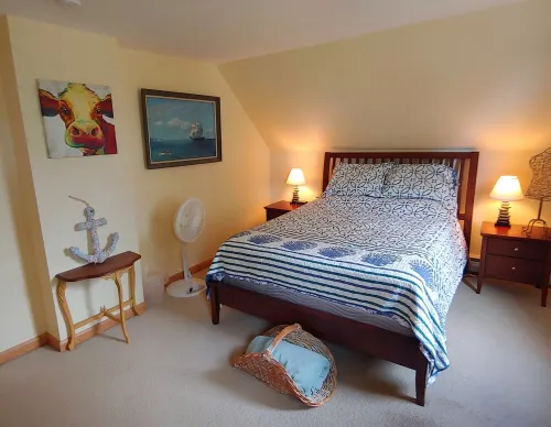 "PorchView" at Corea Harbor - sweet one bedroom w/views! Near Schoodic/Acadia.