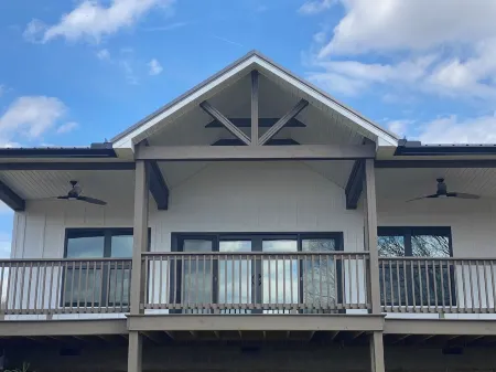 Secluded New Cottage, Minutes From Sunset Marina Overlooking Pendergrass Creek