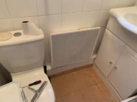 Quiet studio near amenities