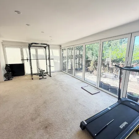 Relaxing family home in London- 20 mins to london bridge station