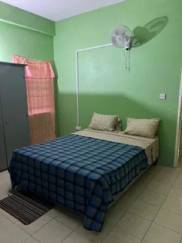 Dave's Apartments 758 酒店