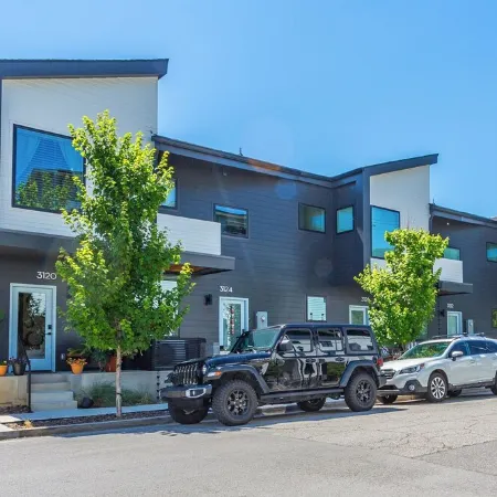Cozy 1-bedroom condo in Historic St. Elmo Chattanooga with Mountain Views