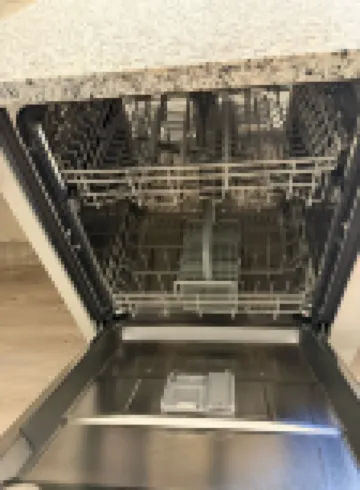 Chic 1-bedroom with fitness room and WiFi in tranquil Cedar Park