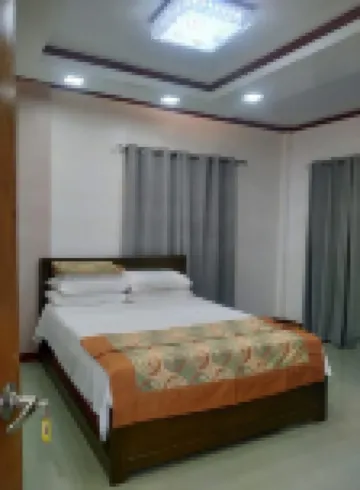 Lalies Inn Hotels near Chocolate Hills