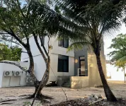Fantastic, ,2-BR, Sea Front Villa in Placencia , Belize, Kayaks, & Paddle Boards Hotel a Surfside