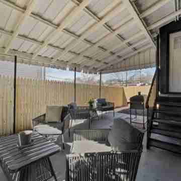 Unwind in our bold + stylish 4BR, 2BA DC gem! Hotel Exterior