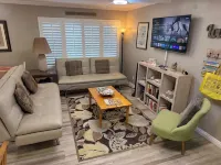 Welcoming One Bedroom Ground Floor condo with WiFi in charming Carpinteria