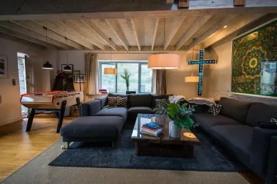 Original Port Isaac Cellar (40yds to beach 2 x Parking. Dog friendly Hotels near Port Isaac