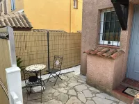 House with beautiful pool on the Côte d'Azur Hotels in Cogolin