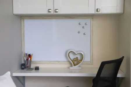 Spacious Private Rooms Near Ontario Mills & Airport – Pool & Gym Access! Отели в г. Ранчо-Кукамонга