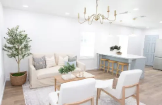 Charming 2-bedroom home close to downtown and University of Mary-Hardin Baylor