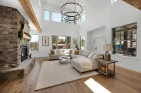 Luxurious Executive Rental - 3Bed / 3 Bath - 30+ Days Required