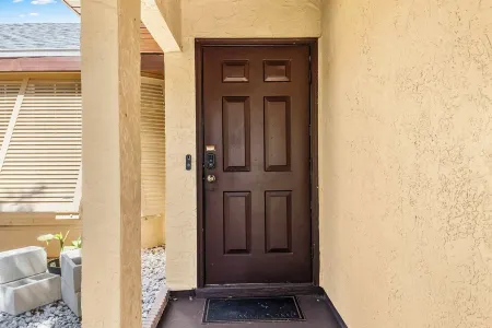 Cozy 3BR Vero Beach Retreat 10 Mins to Beaches. Early Check-In & Late Check-Out!