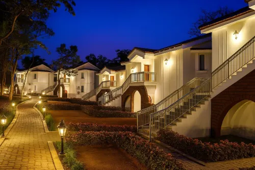 Amritara Serenity,100 MTS from Salaulim DAM Hotels in Kulem