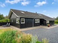 "Asel" - 4km from the Sea - Parkplatz