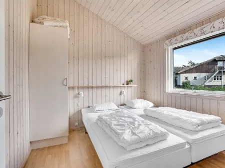 "Thala" - 35m from the sea Отели в г. Dannemare