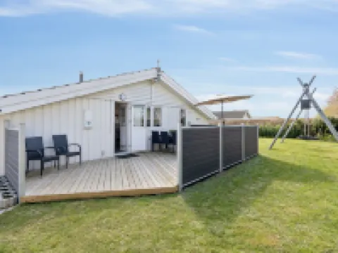 "Tjakko" - 900m from the Sea