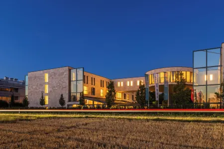 Lms - la Maison Suisse - Döttingen Отели в г. Цурцах