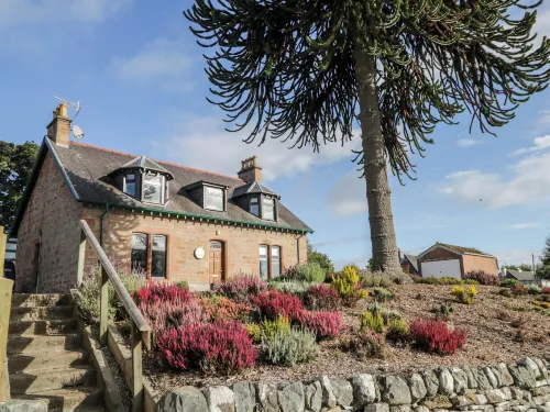 Orrinside Hotels in Strathpeffer