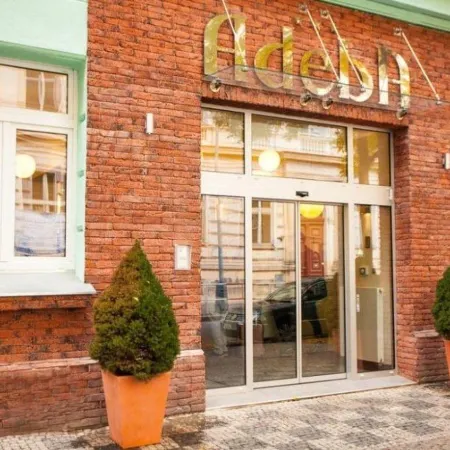 Adeba Hotel