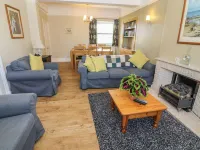 Riverside View - 4-Star