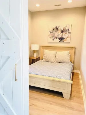 Downtown Park Circle Modern