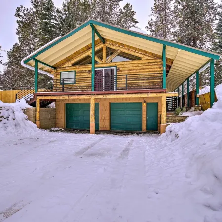 Mccall Retreat w/ Hot Tub - 1/2 Mi to Downtown!