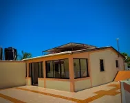 2miles from the airport Отели в г. 