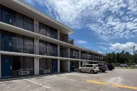 Motel 6 – Conway, SC - parking
