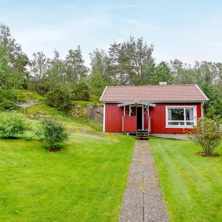 4 Person Holiday Home in HENÅN Отели в г. Урустская коммуна