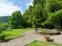 Rustic Farmhouse Stay, Carmignano