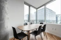 2BR | Pool, Gym, Rooftop | Bellevue | Sophari A - 3 stjerner