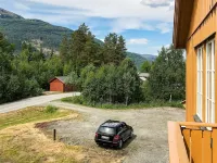 8 person holiday home in skulestadmo Hotels in Voss