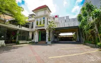 Tripletree Novon Family Hotel