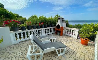 Holiday Home in Dramalj Near Sea